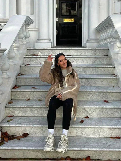 Veste teddy oversize, portée